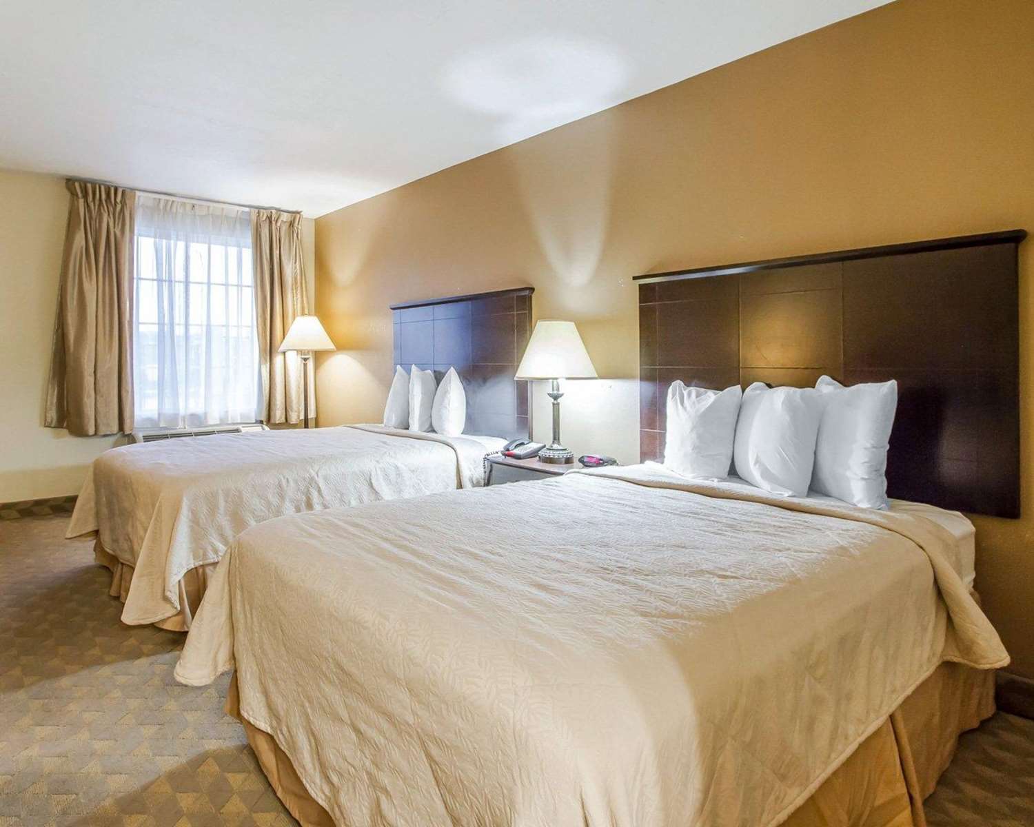 quality inn and suites greenville i 65