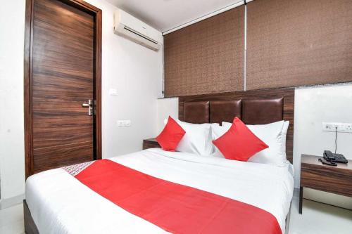 hotel o alandi markal crossway formerly shetkari mala lodging