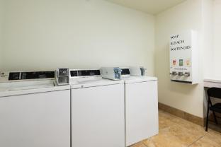 larkspur landing extended stay suites st louis riverport airport west