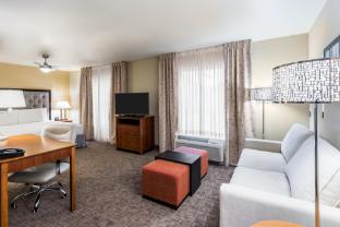 larkspur landing extended stay suites st louis riverport airport west