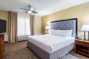 larkspur landing extended stay suites st louis riverport airport west