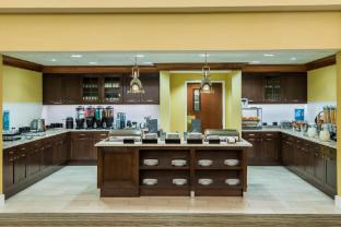 larkspur landing extended stay suites st louis riverport airport west