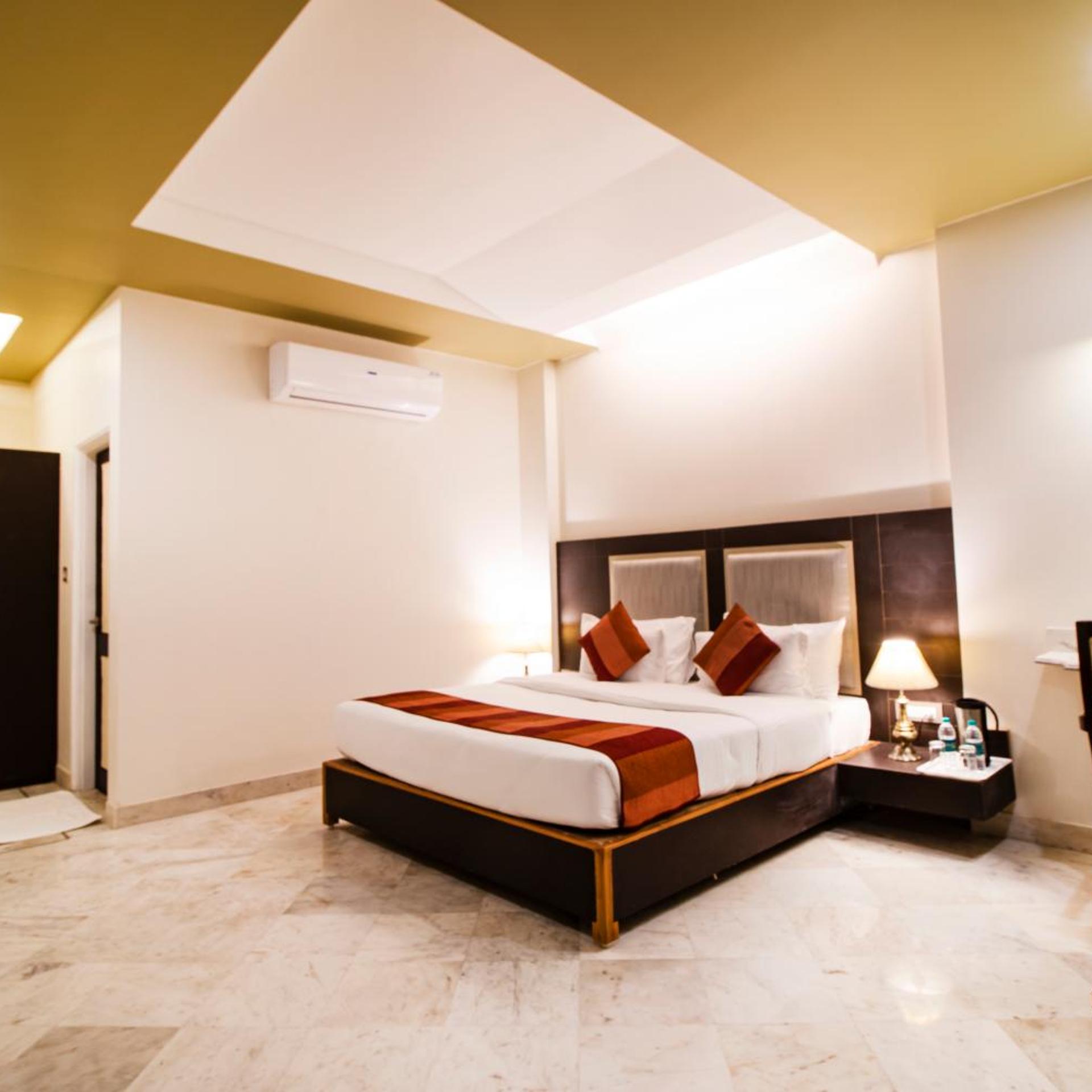 hotel tiger kingdom