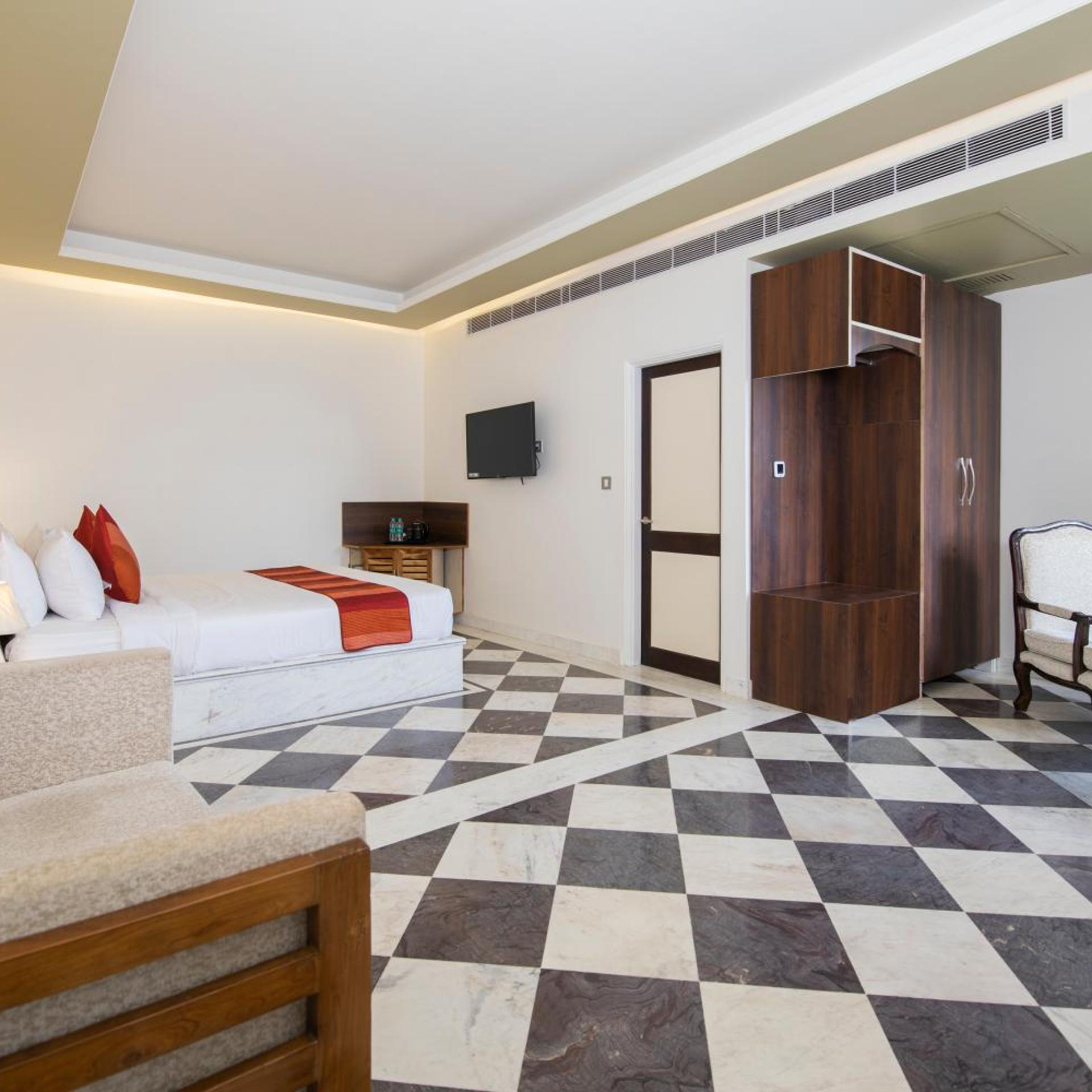 hotel tiger kingdom