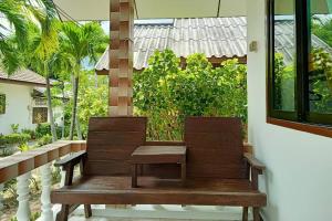 Palm Point Village,,3 star