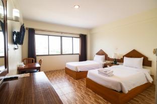 river hotel the budget