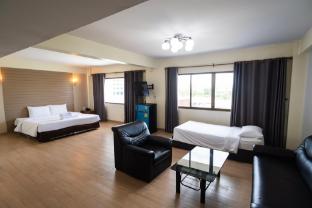 river hotel the budget