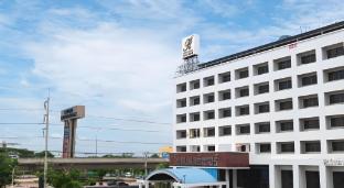 river hotel the budget