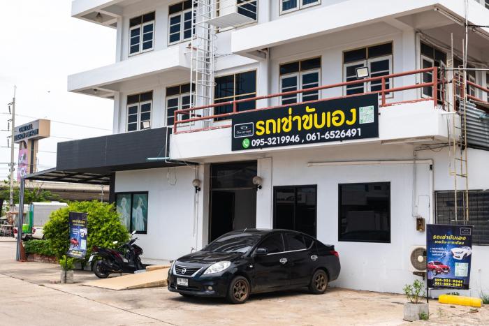 river hotel the budget
