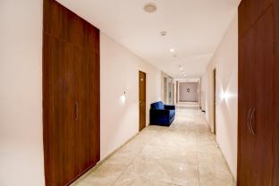 super townhouse vibhuti khand gomti nagar formerly pratham inn