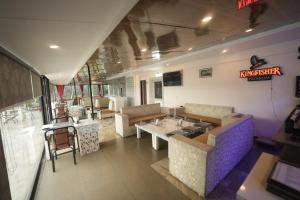 hotel 360 country club