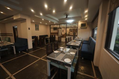 hotel 360 country club