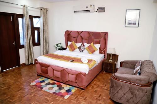 fortune home service apartment 3bhk e 28 saket 1b