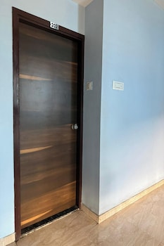 hotel stay inn rabale