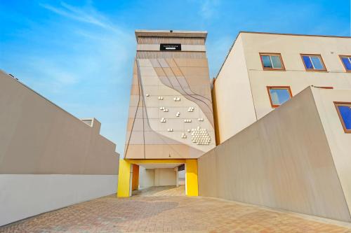 townhouse vanagaram apollo hospital chennai formerly v hotels and restaurant