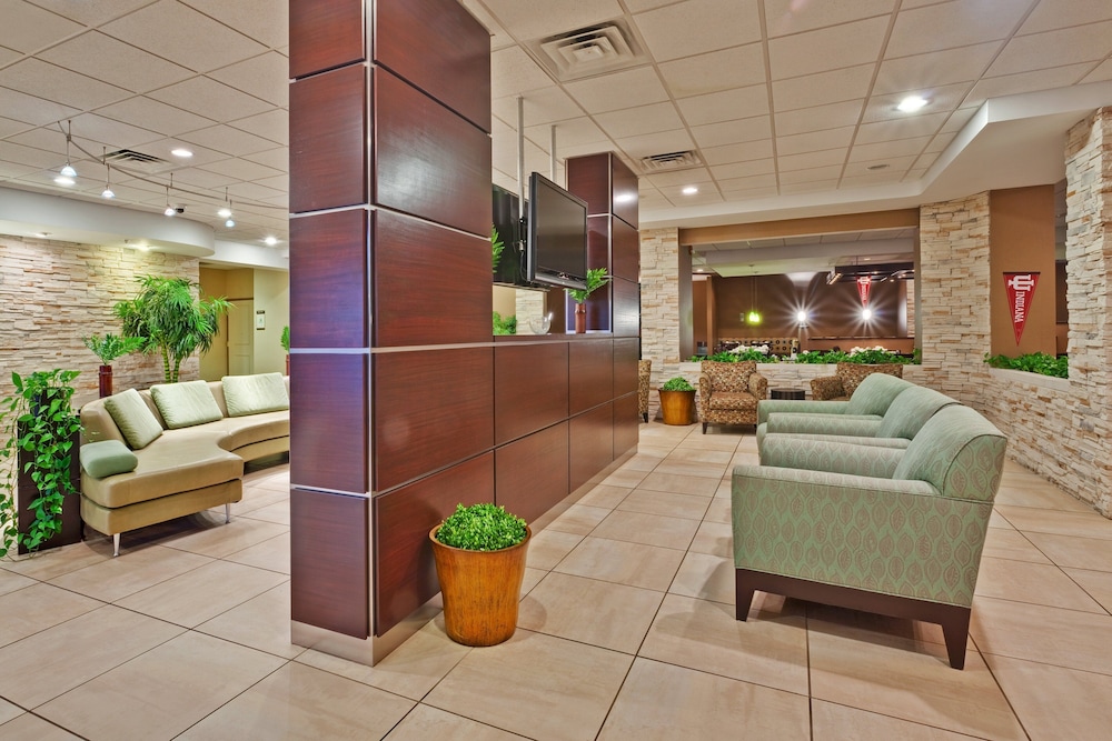 holiday inn bloomington university area by ihg
