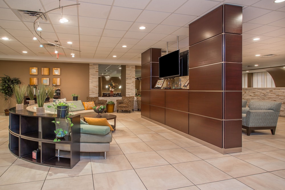 holiday inn bloomington university area by ihg