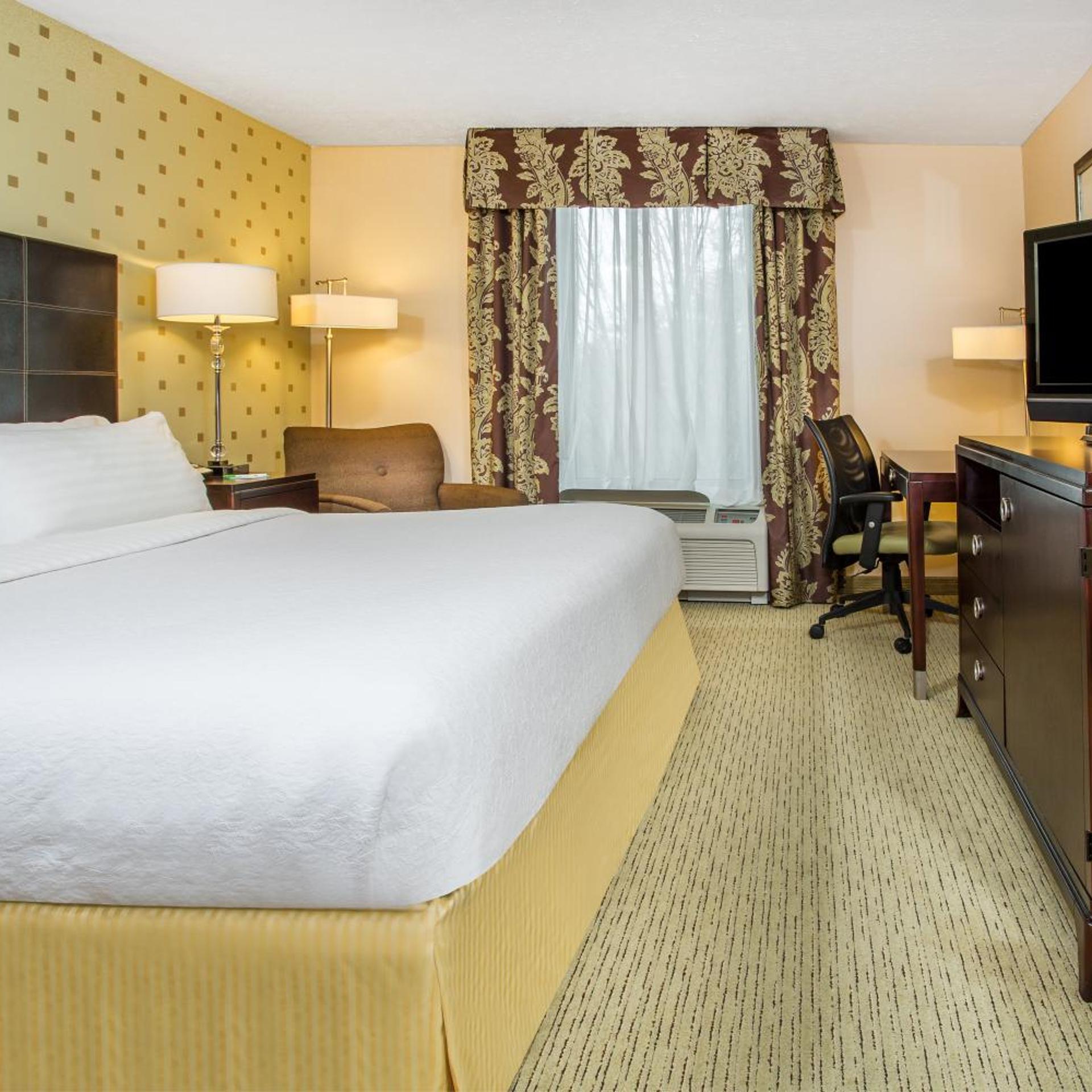 holiday inn bloomington university area by ihg