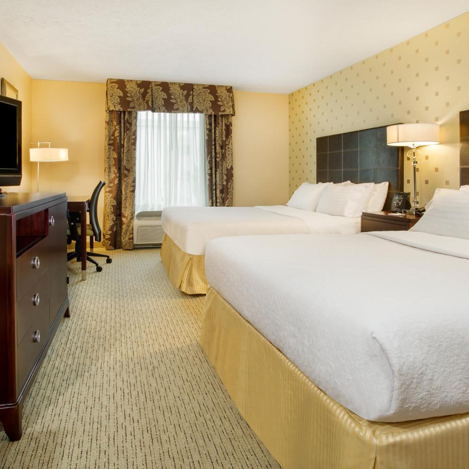 holiday inn bloomington university area by ihg