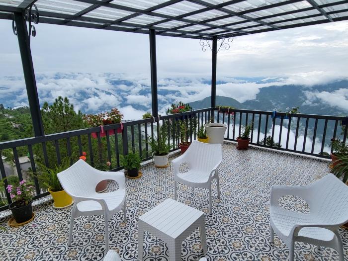 the ridge house new tehri