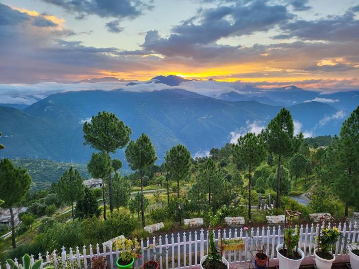the ridge house new tehri