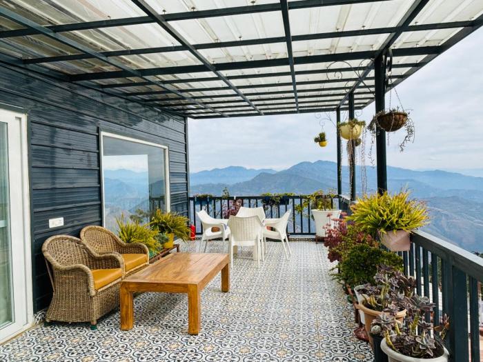 the ridge house new tehri