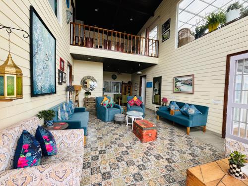 the ridge house new tehri