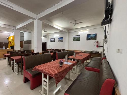 shree ram hotel