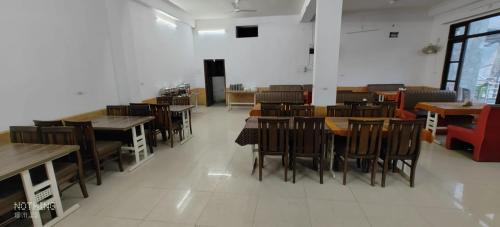 shree ram hotel