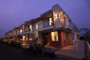 leena resort