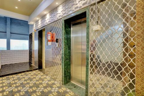 Hotel O Golden Suites,,3 star