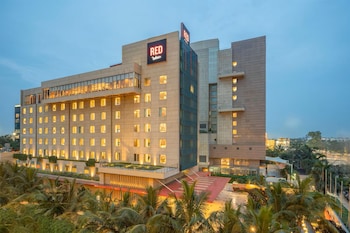 radisson red indore