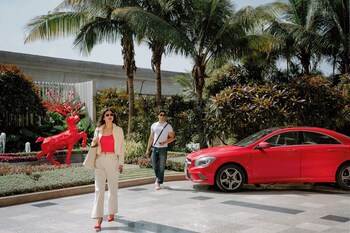 radisson red indore