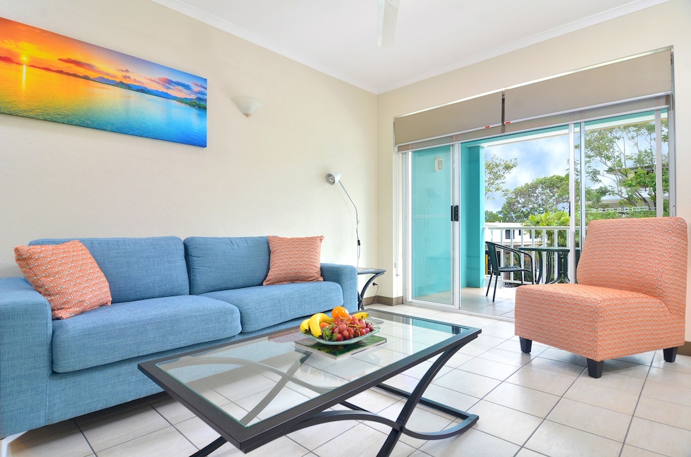 le cher du monde adults only