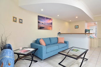 le cher du monde adults only