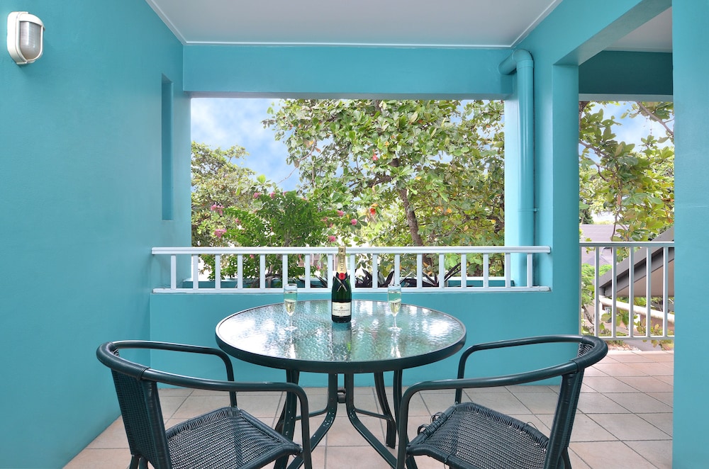 le cher du monde adults only