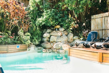 le cher du monde adults only