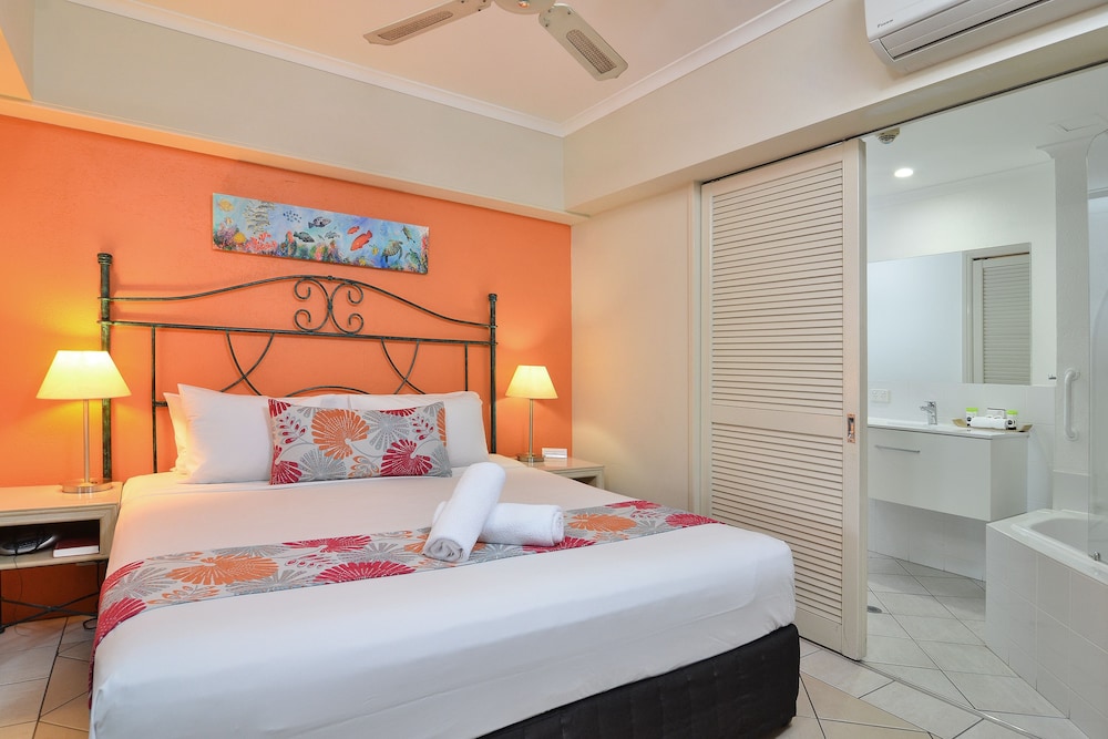 le cher du monde adults only