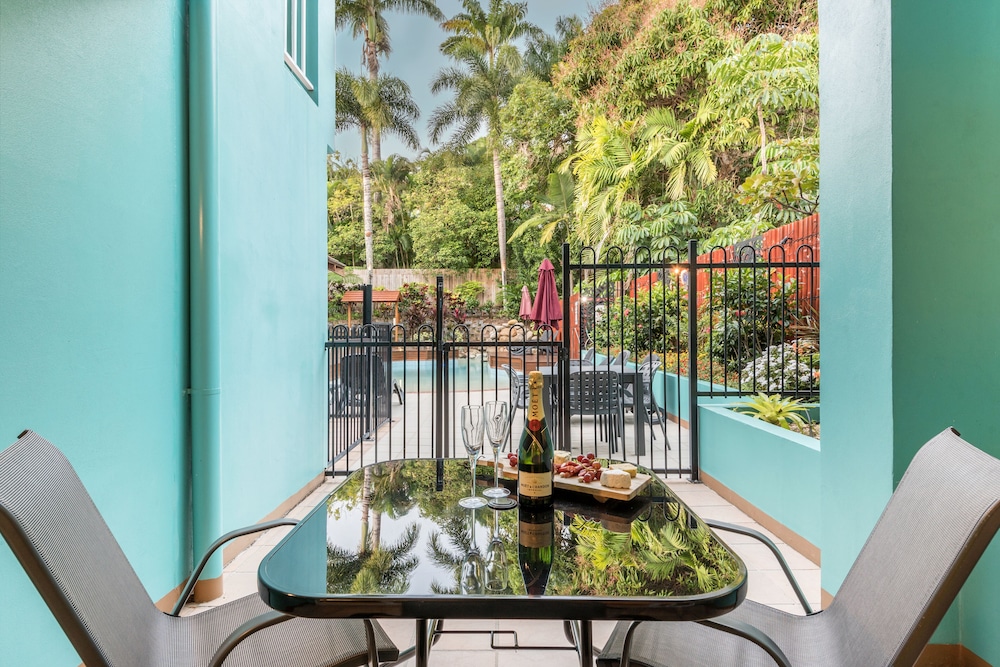 le cher du monde adults only