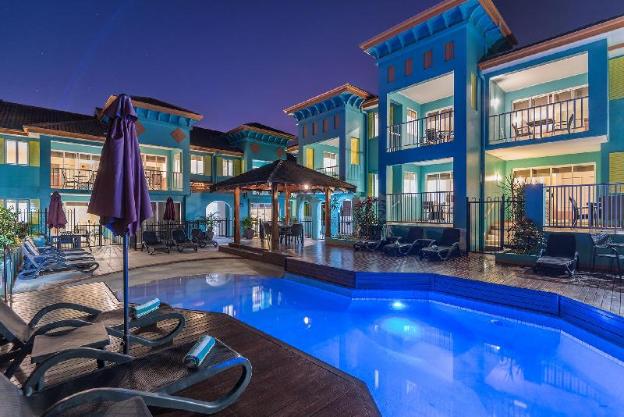 le cher du monde adults only