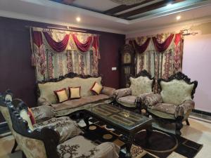 Ss Luxury Stay,,3 star