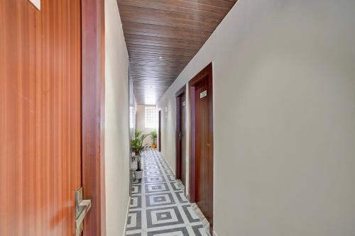 Hotel O Freedom Inn,,3 star