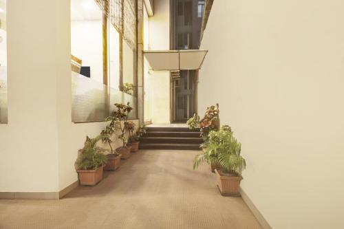 super townhouse city center near mysore palace formerly aavass inn