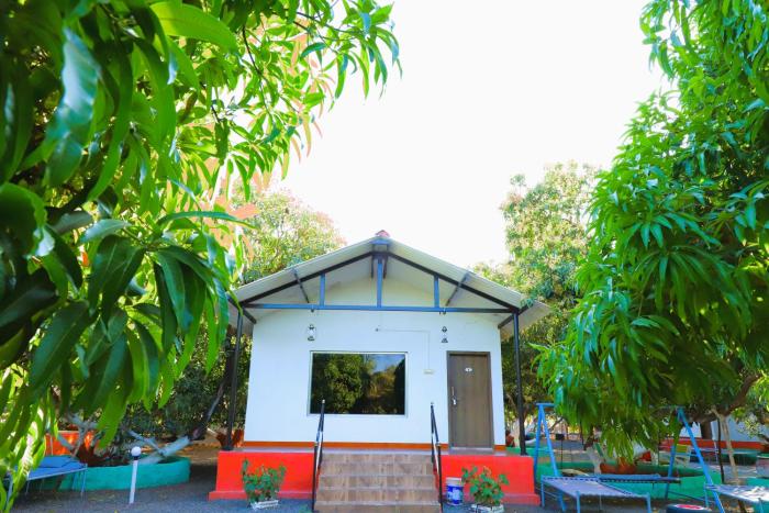 danak farm and resort