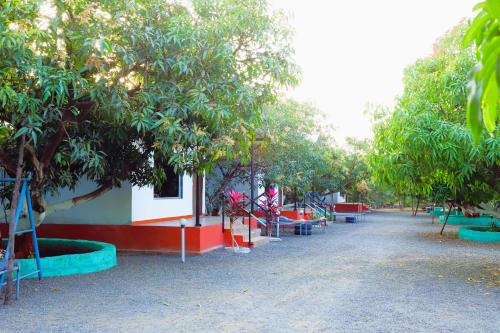 danak farm and resort
