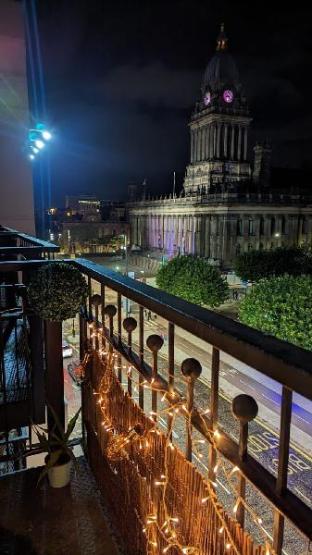 heart of leeds 2 bedroom flat