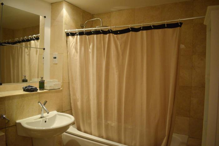 heart of leeds 2 bedroom flat