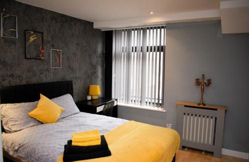heart of leeds 2 bedroom flat