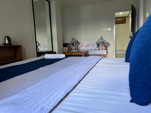 hotel kasturi