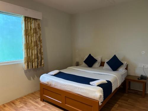 hotel kasturi